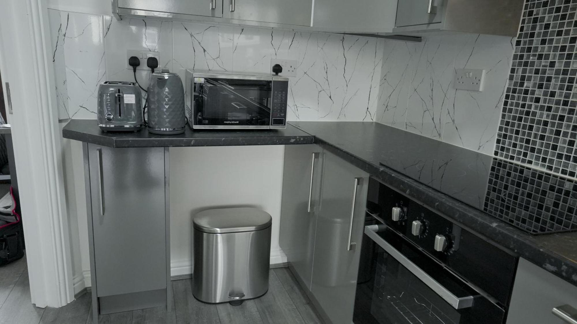 Luxuryinn * Wolverhampton