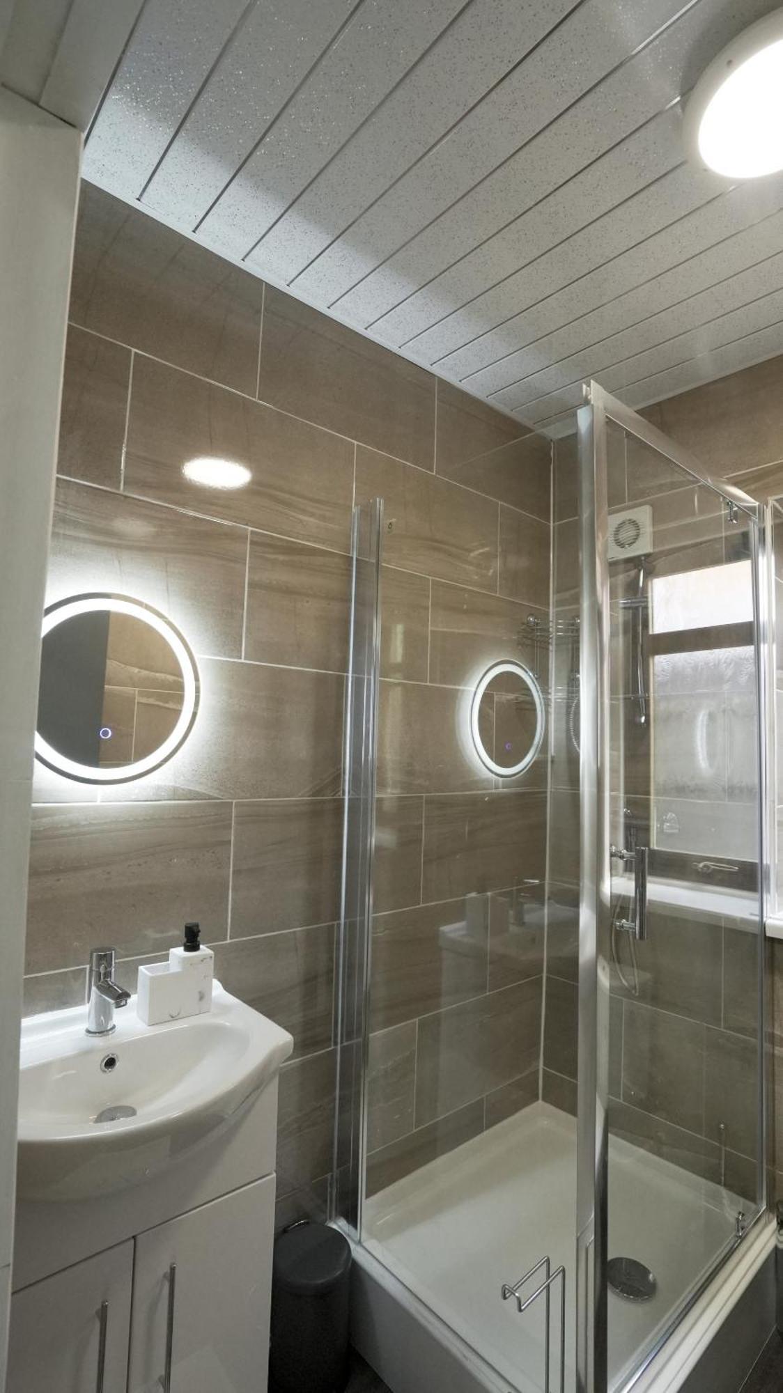 Luxuryinn * Wolverhampton
